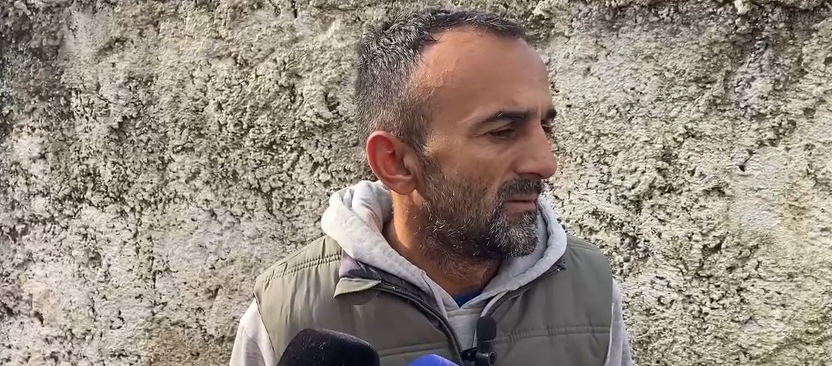 VIDEO  Shkrumbohen dy banesa në Shkodër  kryefamiljari  Dëmet janë të mëdha  tani mbeta në rrugë