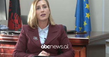 “Sektori i IT, pagat më të larta”, Manjani: Punonjësi përveç rritjes së pagës, duhet të trajnohet nga bizneset