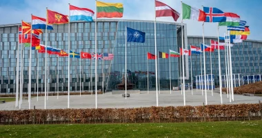 NATO planifikon masa më të ashpra “kundër kërcënimeve hibride të Rusisë”