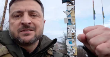 Zelensky: Pesë ukrainas midis të burgosurve të liruar nga Bjellorusia