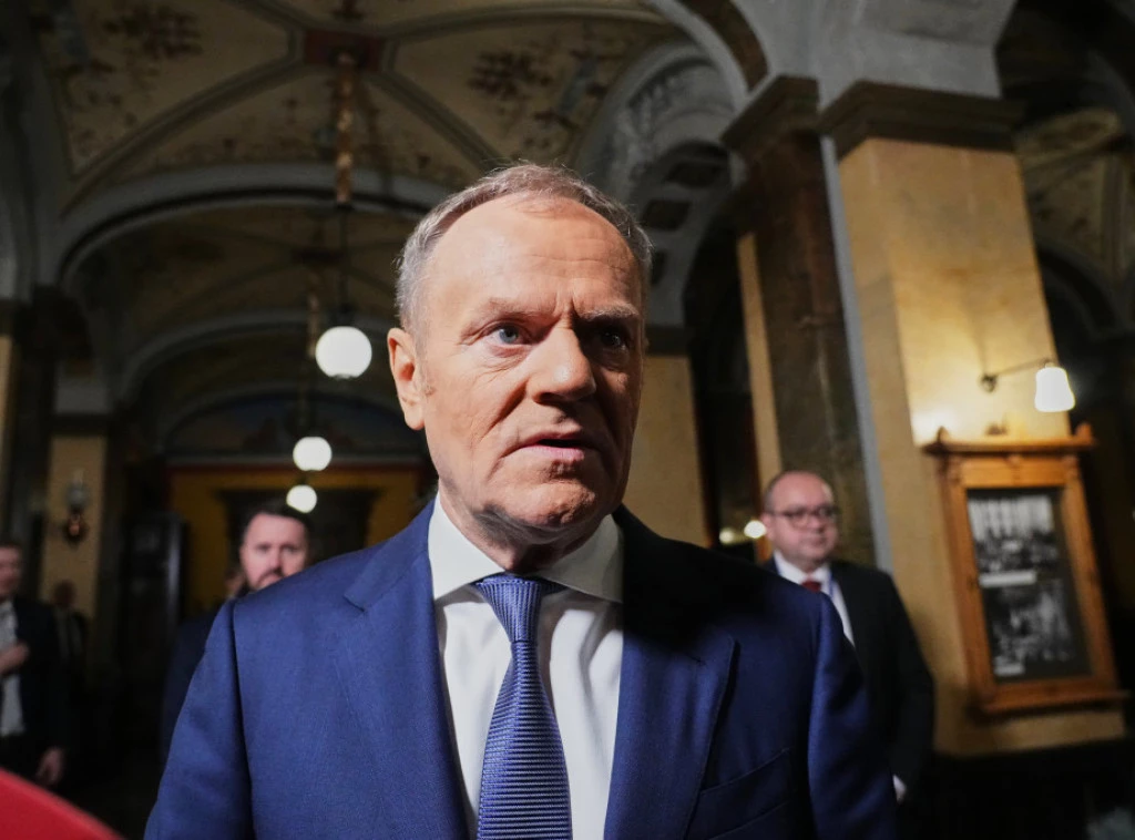  Polonia kontribut për sigurinë   Tusk  Evropa e ka kuptuar se mbrojtja e kufirit lindor të NATO s është një përgjegjësi e përbashkët
