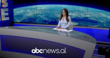 NewsHour me Rovena Nezirin, (22/12/2025)