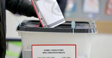 Kosovë/ Partitë publikojnë listat, kush u përfshi dhe kush mbeti jashtë