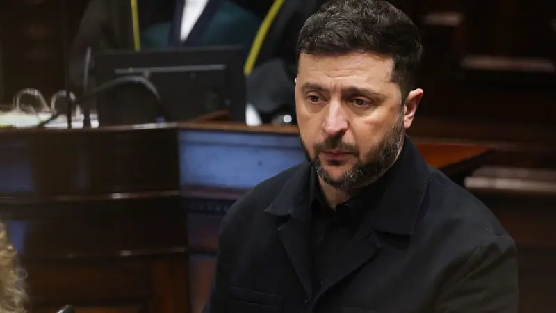 Zelensky: Ukraina përgatitet për takime me të dërguarit e Trump në SHBA