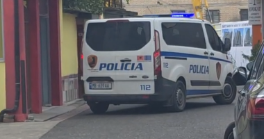 Vrasja e Edmond Hykës/ Elbasan, mbërrin në gjykatë Nevzat Spaho, pritet masa e sigurisë