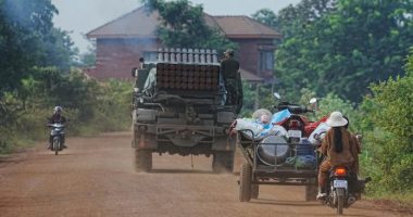 Kamboxhia dhe Tajlanda sërish përleshje në kufi, mijëra civilë largohen nga zonat e luftimeve