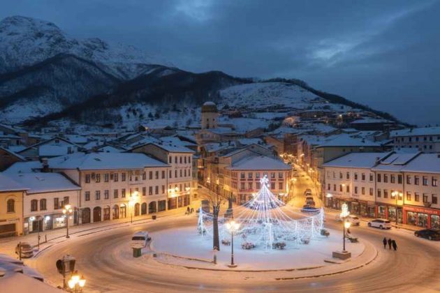 Rekomandimi i “Travel and Tour World”: Vizitoni Shqipërinë gjatë dhjetorit dhe zbuloni atmosferën magjike të festave