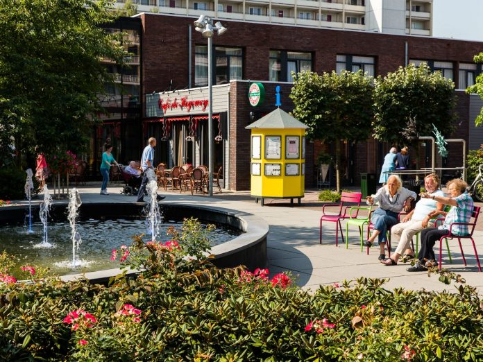 plakja-e-popullsise-ne-holande-per-here-te-pare-ka-me-shume-te-moshuar-sesa-te-rinj