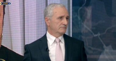 Takimi “pa përgjigje” Trump–Zelensky/ Koloneli: Ja ku kanë ngecur përpjekjet për të arritur paqen Ukrainë-Rusi