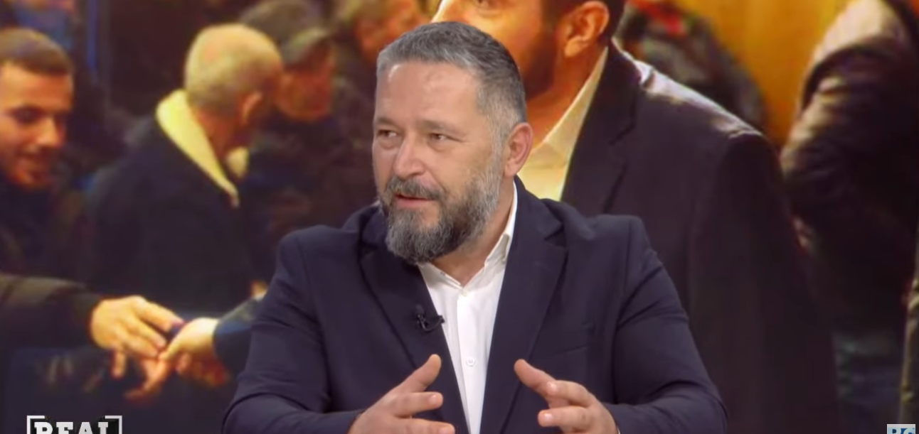  Fjalimet e Berishës dhe Salianjit  pa përmbajtje   Kthupi  Artikulojnë teza elektorale  por jo për hallin e PD