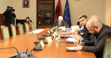 Gjyqtarët: Të shtyhet pensioni/ Në sallat e gjyqit deri 75 vjeç: Kemi stok dosjesh