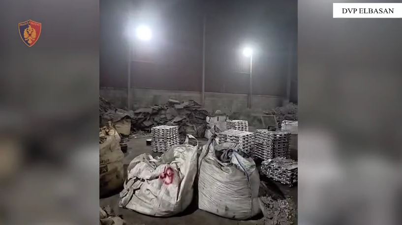 EMRAT  16 të arrestuar në Elbasan për prodhimin e paligjshëm të ferrokromit  8 të tjerë në kërkim