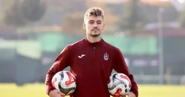 Tifozët “blejnë” kartonin e Muçit/ Përkrahësit e ekipit të tij, gati të mbledhin 8.5 milionë euro