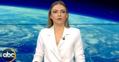 News Line me Fabiola Hoxhën, (14/12/2025)