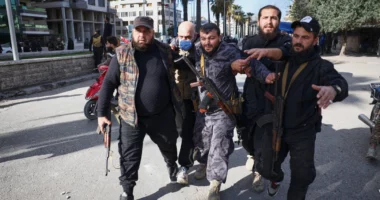 Shpërthejnë protestat në Siri pas sulmit vdekjeprurës në një xhami