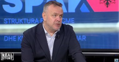 “Brenda gjykatës tre nivele pagash”/ Karamuço: Reagimi i Shoqatës së Gjyqtarëve, jo etik