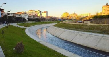 Rehabilitimi i lumit Gjanica në Fier, Rama ndan pamje nga faza e tretë e punimeve