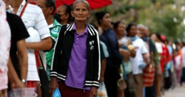 Tajlanda dhe Kamboxhia bien dakord për bisedime në përpjekje për t’i dhënë fund konfliktit vdekjeprurës