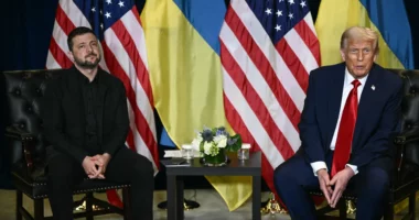Takim Trump-Zelensky në Florida/ Bisedime për armëpushim, Zelensky: Për territoret vendos populli