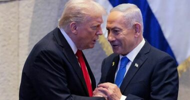 Netanyahu dhe Trump do të takohen në Florida për të diskutuar fazën e dytë të armëpushimit në Gaza