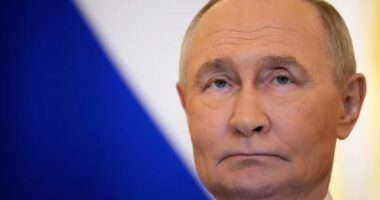 Putini paralajmëron ta zgjerojë ofensivën në Ukrainë nëse bisedimet e paqes dështojnë