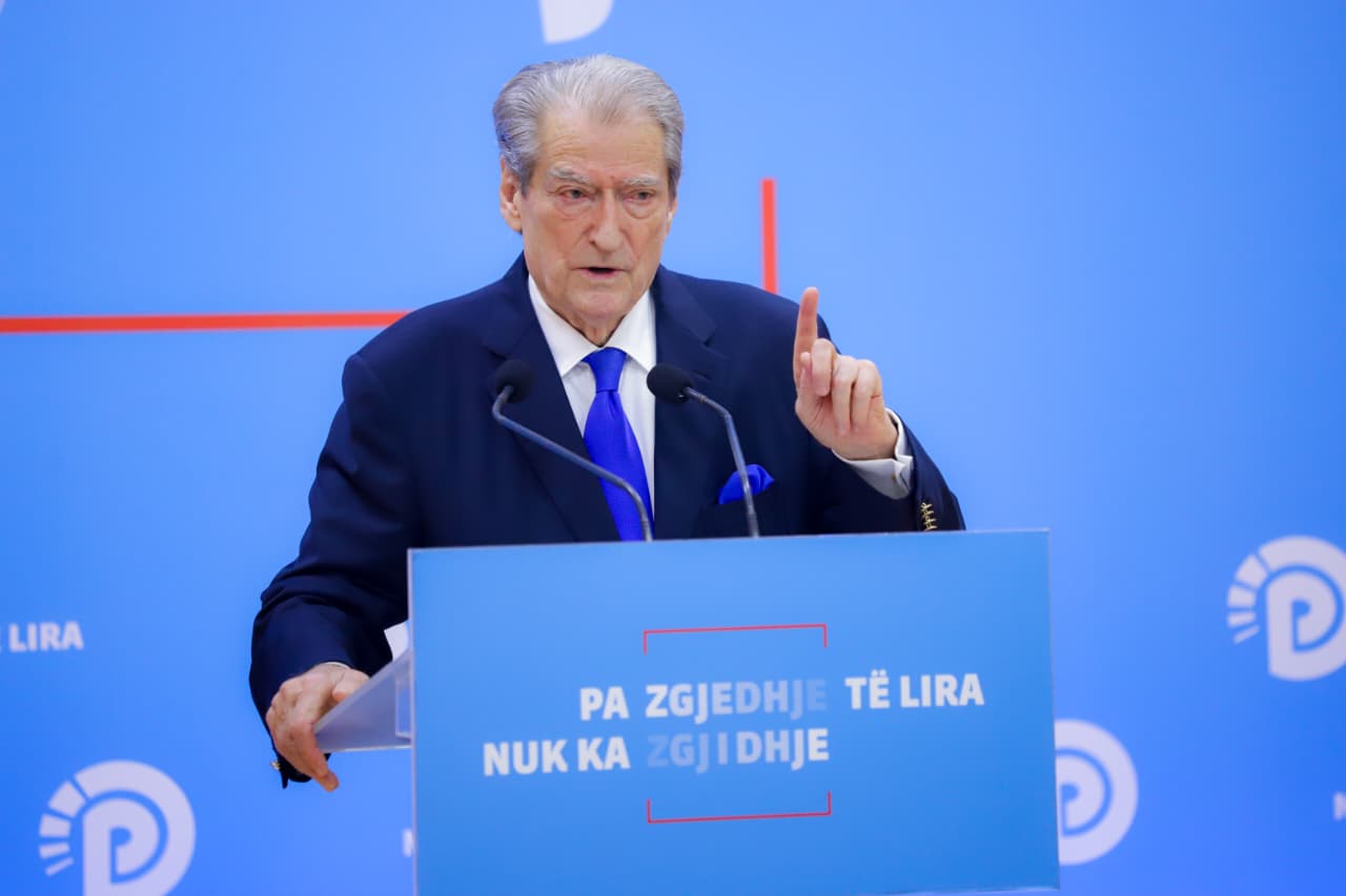 Salianji, karton i kuq nga Berisha/ Kreu i PD dënon Foltoren paralele: Do ngelet jashtë PD