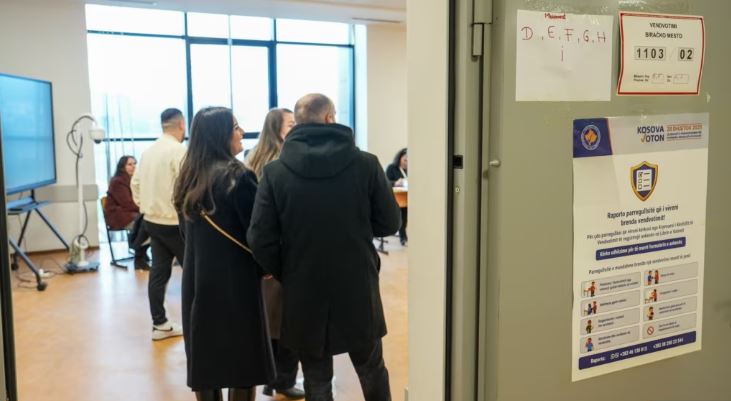 LIVE  Maratona zgjedhore në Kosovë  KQZ  Pjesëmarrja në votim deri në orën 15 00 është mbi 27 për qind