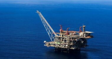 Izraeli do të furnizojë Egjiptin me 35 miliardë dollarë gaz