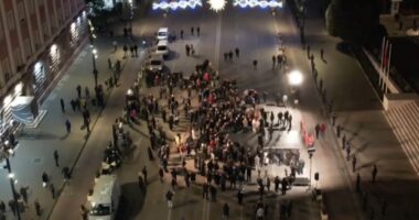 Berisha e mbyll 2025 i vetëm/ Rudhet edhe më shumë numri i pjesëmarrësve në “Foltore”