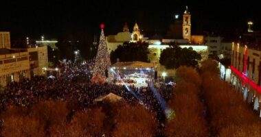 Rikthehen Krishtlindjet në Bethlehem/ Atmosferë festive pas dy vitesh luftë në Gaza, rigjallërohet ekonomia