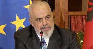 “Nuk futemi te ligjet e reformës në drejtësi”/ Kryeministri Edi Rama: Por drejtësia ka probleme të mëdha, duhen kritika