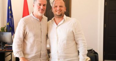 Jep dorëheqjen nënkryetari i bashkisë së Vlorës, Elis Halili