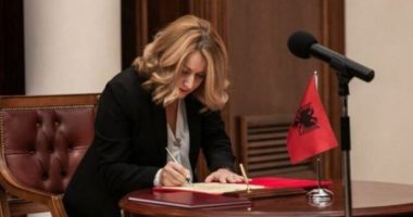 Freskimi i Gjykatës Kushtetuese/ Kuvendi hap procedurat për vendin e lënë bosh nga Elsa Toska