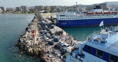 Festat e fundvitit, fluks në port/ Durrës, punohet më 24 sportele, shtohen lundrimet e dyfishta