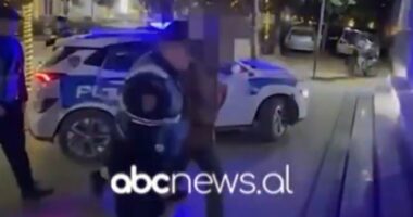 Goditet grupi kriminal/ Kamëz, shisnin armë zjarri, dy persona në pranga