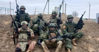 The Telegraph: Militantët serbë që luftojnë për Putin po përgatiten për një luftë të re ballkanike