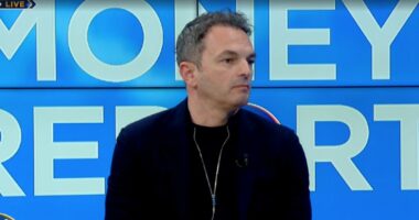 “Buxheti i shtetit 300 milionë lekë financim”/ Ymeri: Janë financuar 177 startup-e. Fokusi te turizmi dhe AI