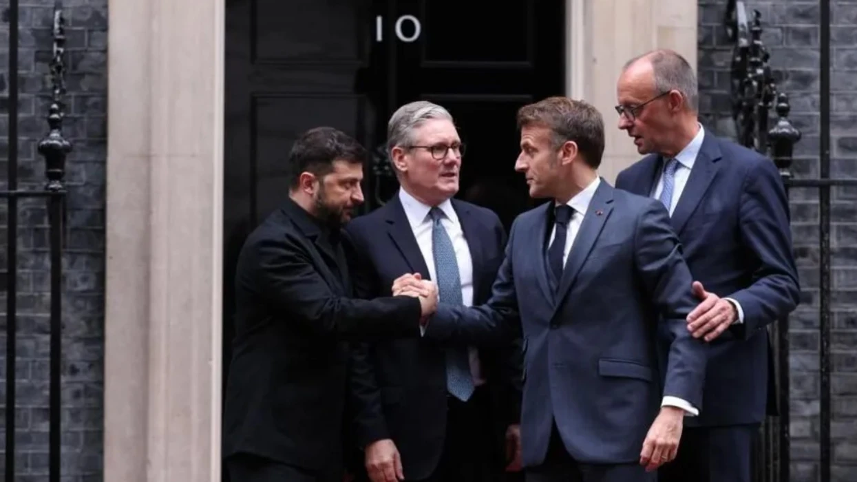 Ukraina përgatit një plan të ri paqeje  Zelensky përjashton mundësinë e lëshimeve territoriale ndaj Rusisë