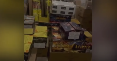 Zbulohet magazina me lëndë piroteknike/ Tiranë, vihet në pranga 24-vjeçari