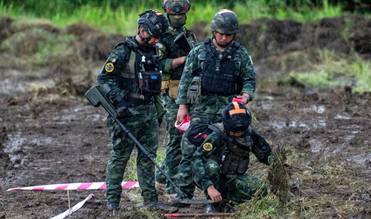 Përleshje vdekjeprurëse në kufirin Tajlandë-Kamboxhia/ Mbyllen shkollat, 5 të vdekur