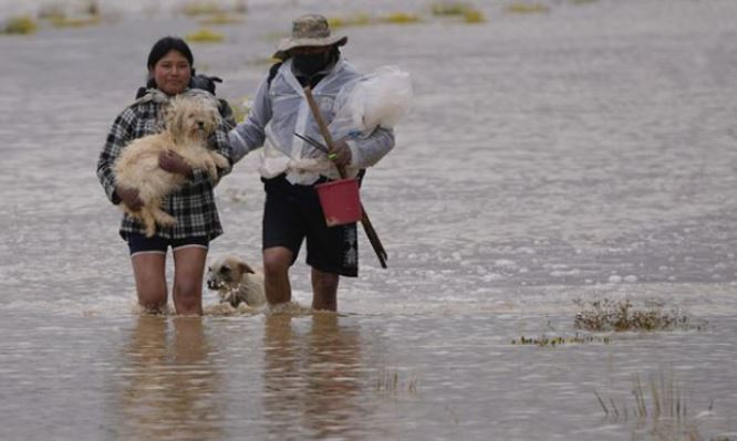 Moti i keq godet Bolivinë/ Tre të vdekur dhe disa të zhdukur