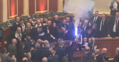 Parlamenti, kalohet në votim/ Pas deputetit Balliu, përjashtohet nga seanca edhe Flamur Noka