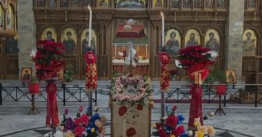 Krishtlindja në Fier bën bashkë të rinj e të moshuar: Një mënyrë për të qenë bashkë