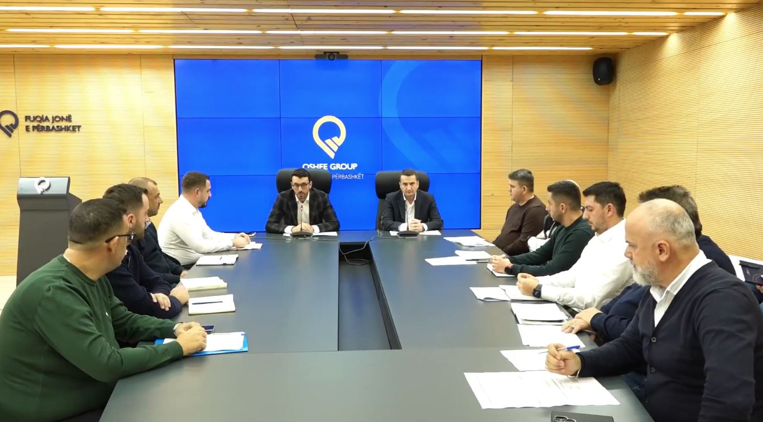 Nata e ndërrimit të viteve  OSHEE me plan masash  Furnizim të pandërprerë me energji