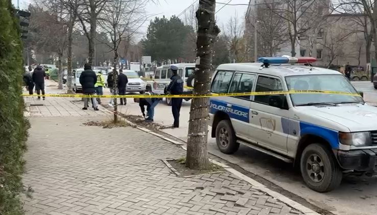 VIDEO  Sherr mes disa personave në Kukës  dy plagosur me armë zjarri  në kërkim dy vëllezër