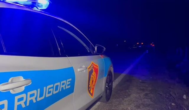 Vidhnin biçikleta, dy të arrestuar në Tiranë