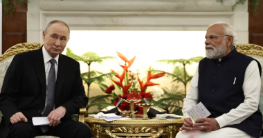 Putin dhe Modi bisedojnë për tregtinë e paqen në takimin në Nju Delhi