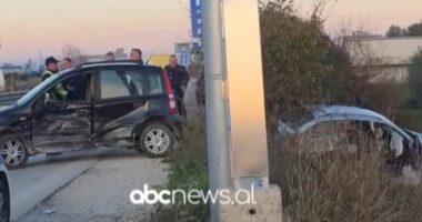 Aksident në Lushnje-Fier/ Përplasen dy automjete, plagoset një person