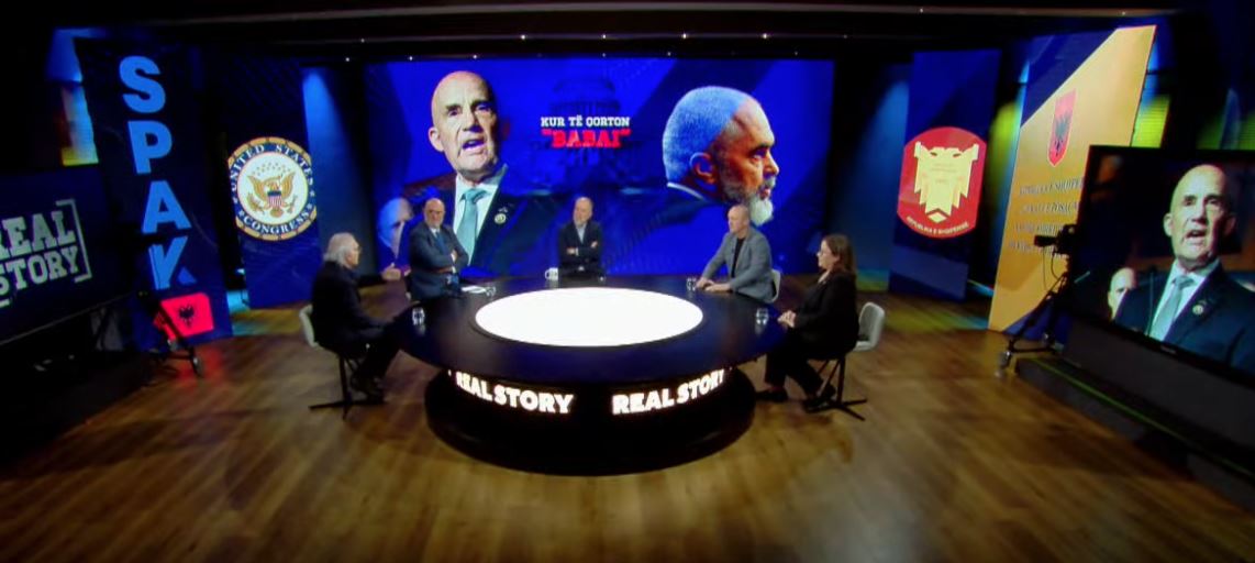  Kushtetuesja ka vetëm 2 gjyqtarë karriere   Gjikondi  Kritikat e kongresmenit  të sakta  Politika bëri lëmshin në drejtësi 