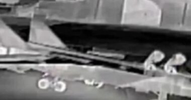 Ukrainasit sulmojnë rusët me dronë në Krime